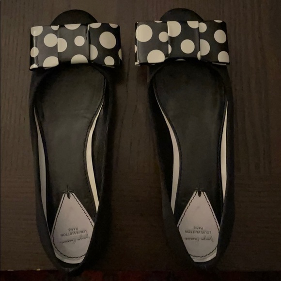 Authentic Luis Vuitton Flats - Picture 1 of 9
